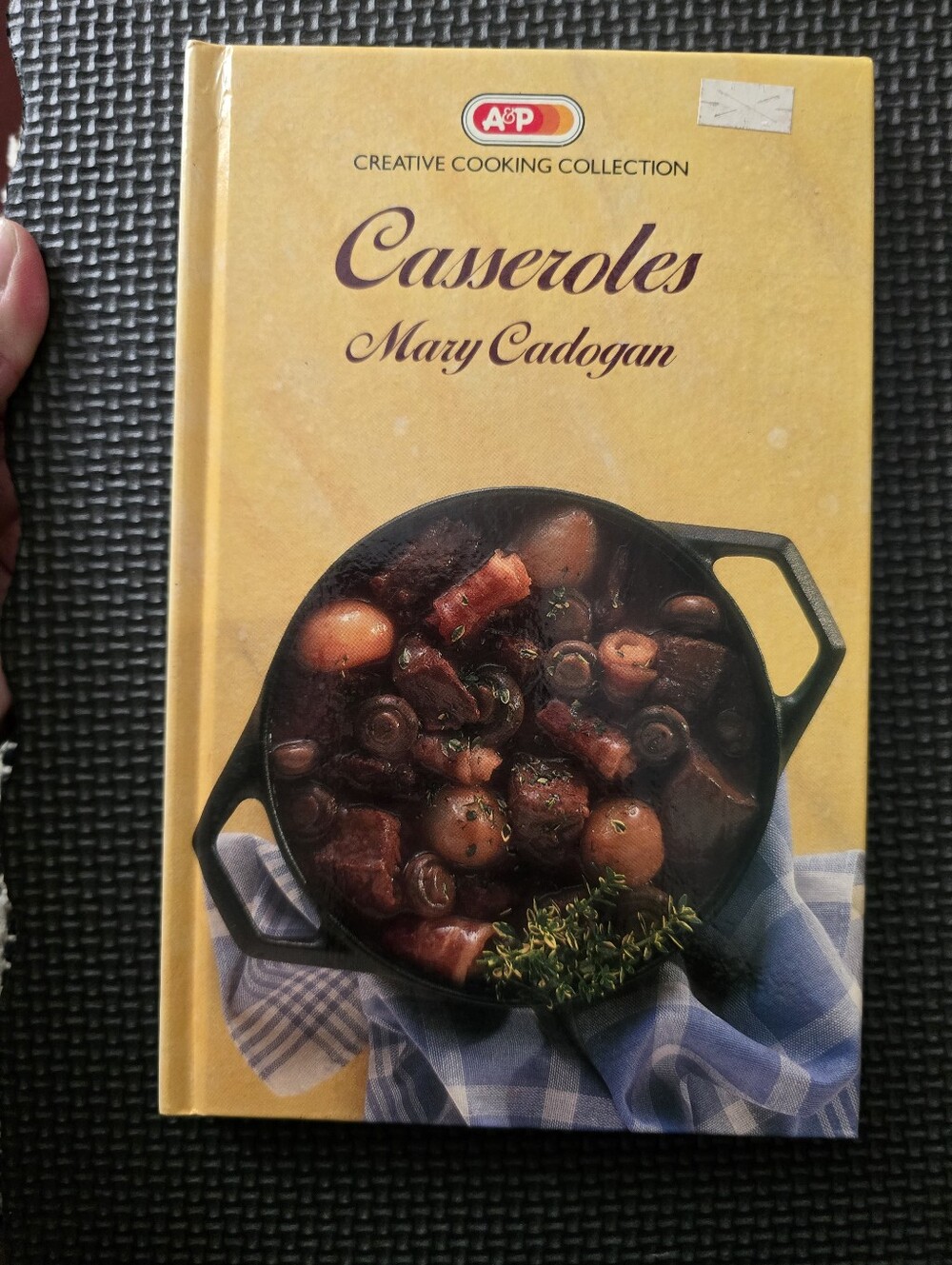A&P Vintage 1988 Casseroles Cookbook